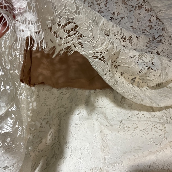 LULUS White Lace Maxi Long Dress with Nude Lining V-Neck Size Medium - Picture 8 of 10